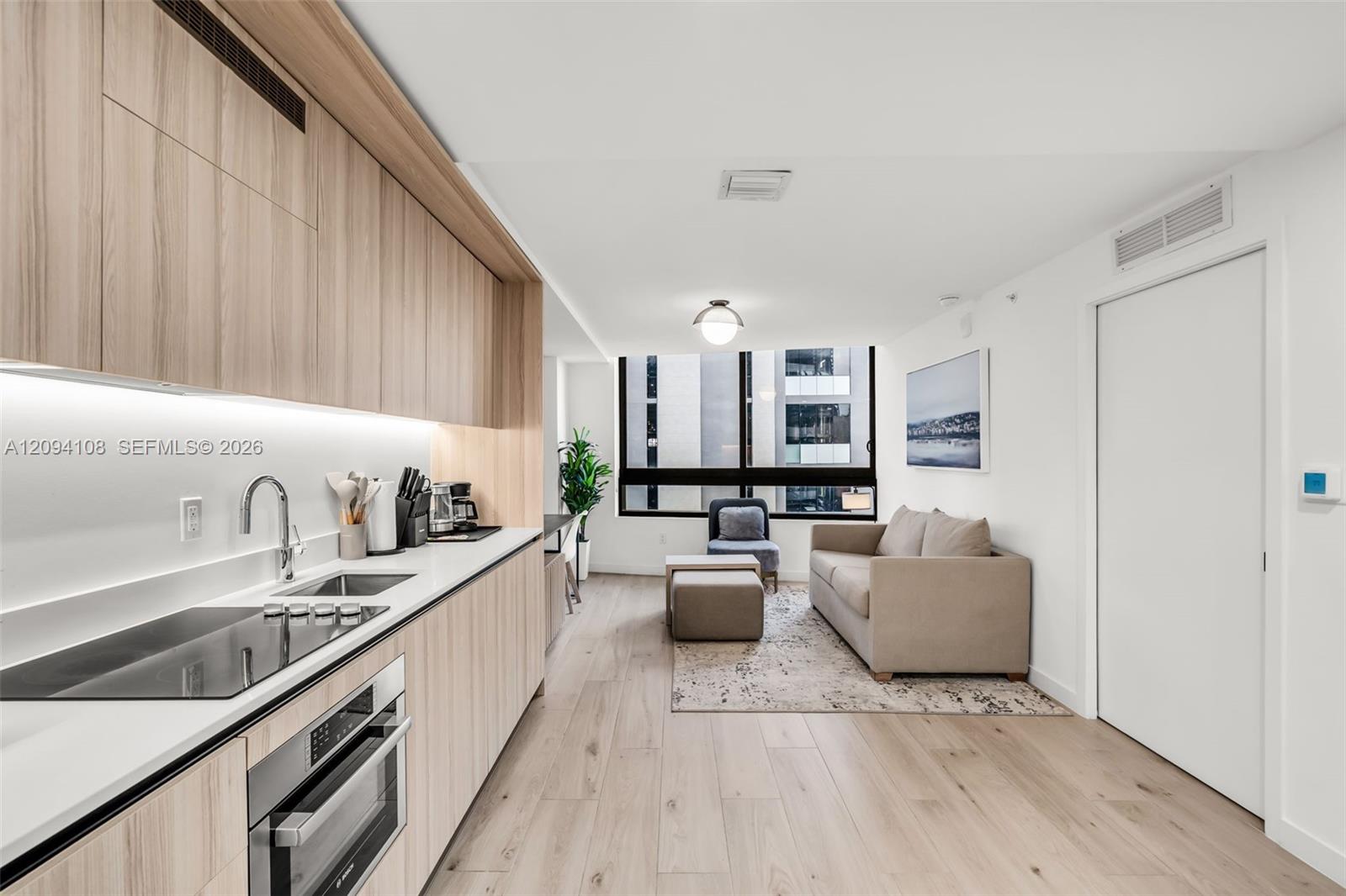225 N Miami Avenue