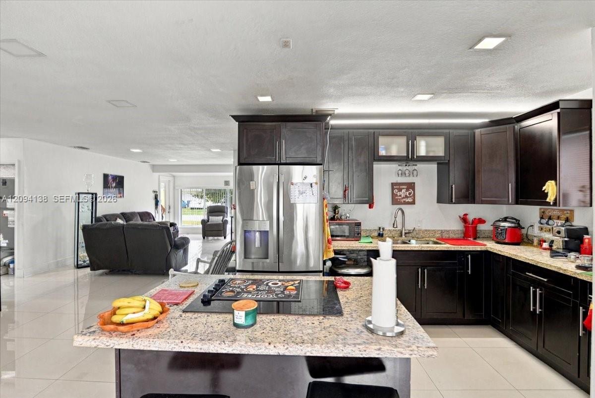 9625 Dominican Drive