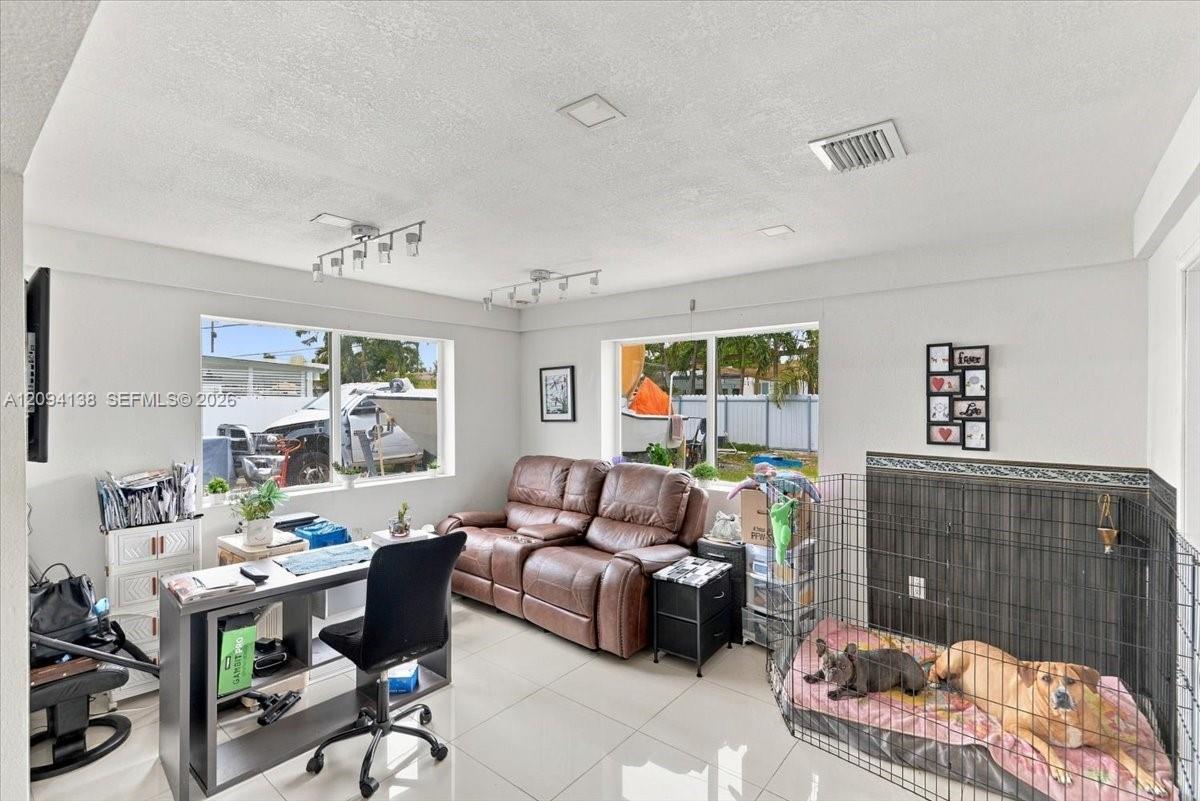 9625 Dominican Drive