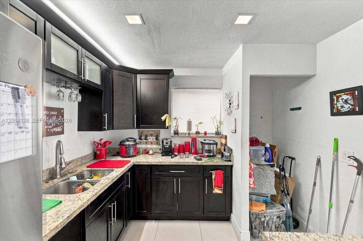 9625 Dominican Drive