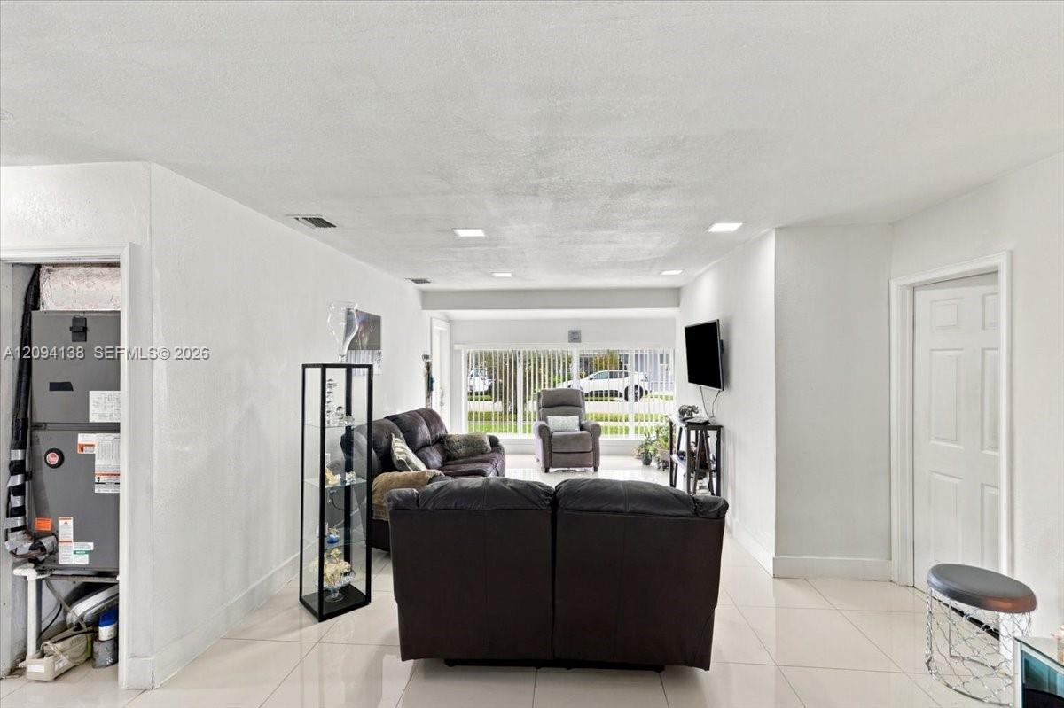 9625 Dominican Drive