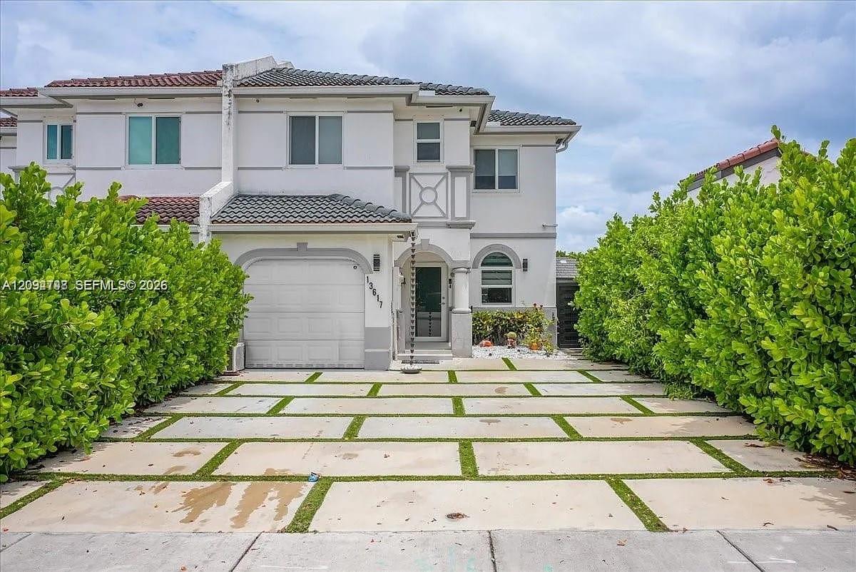13617 SW 264th Terrace