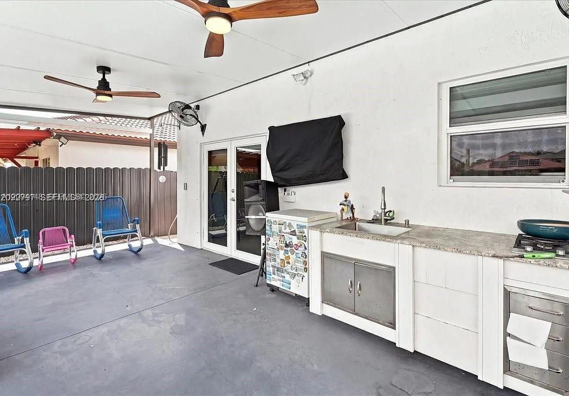 13617 SW 264th Terrace