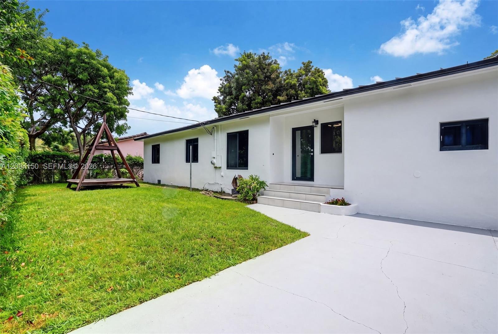 4547 SW 16th Street