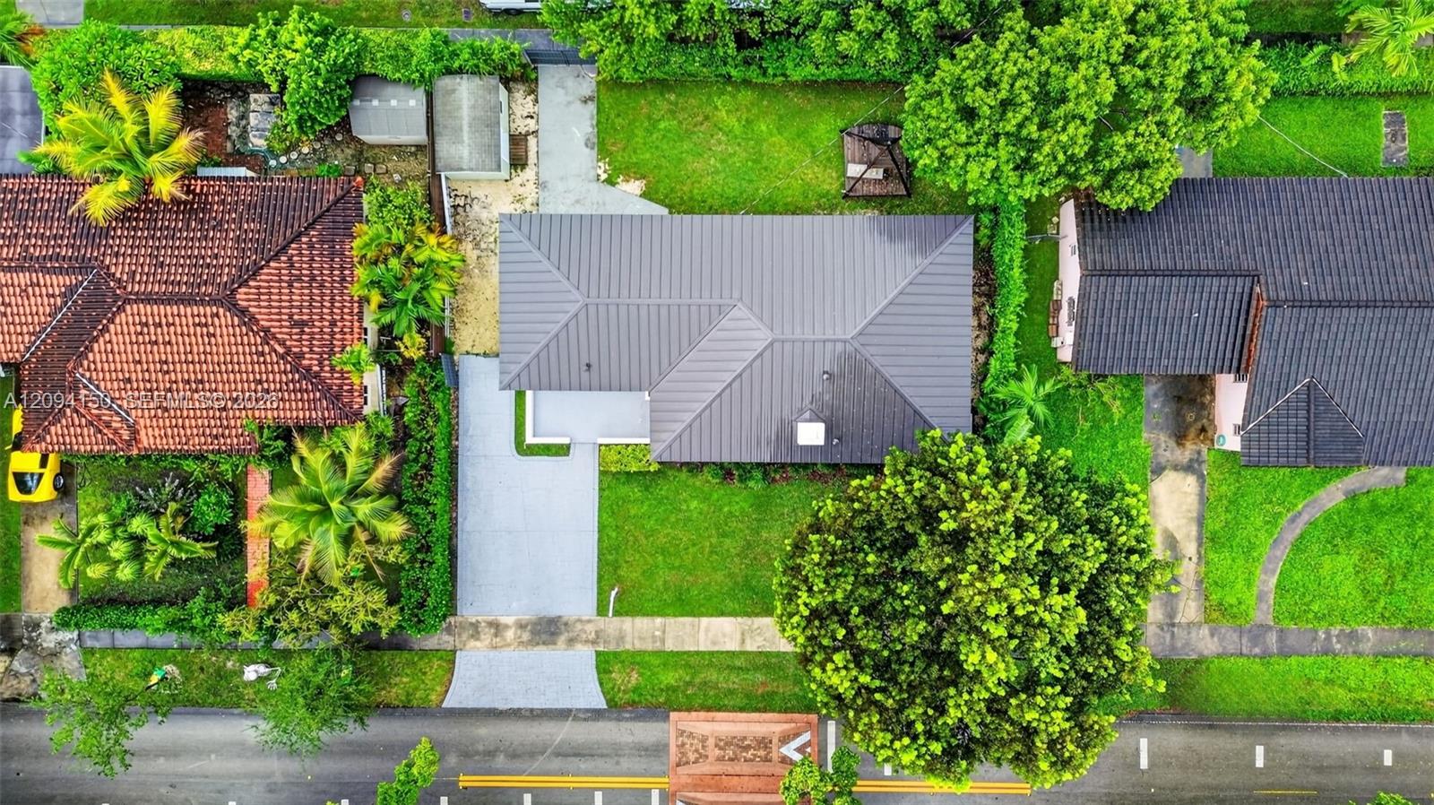 4547 SW 16th Street