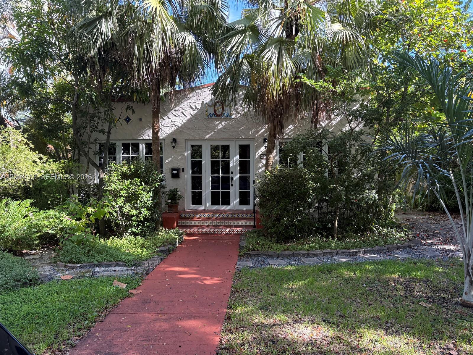 613 Navarre Avenue