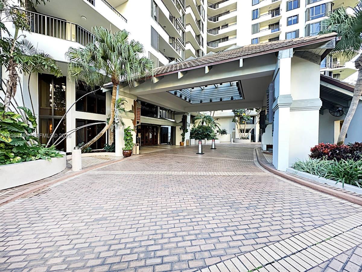 520 Brickell Key Drive