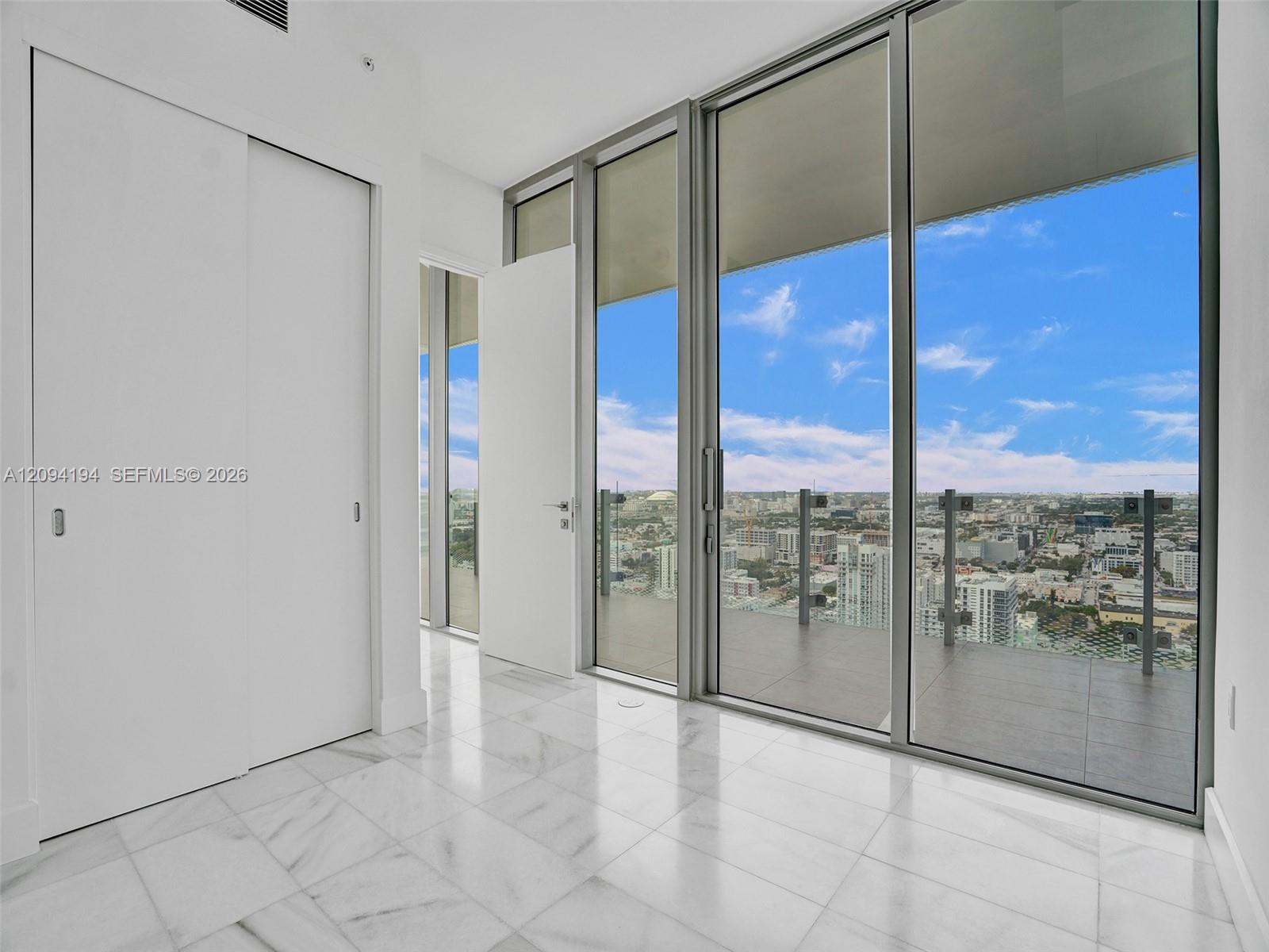 700 NE 26th Terrace