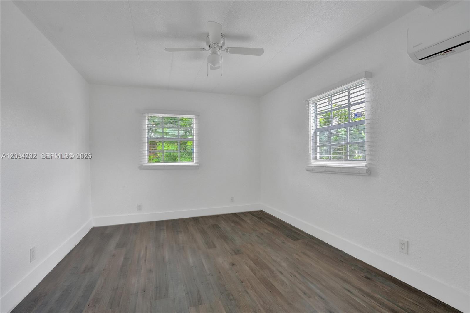 2910 NW 25th Street gallery image #25