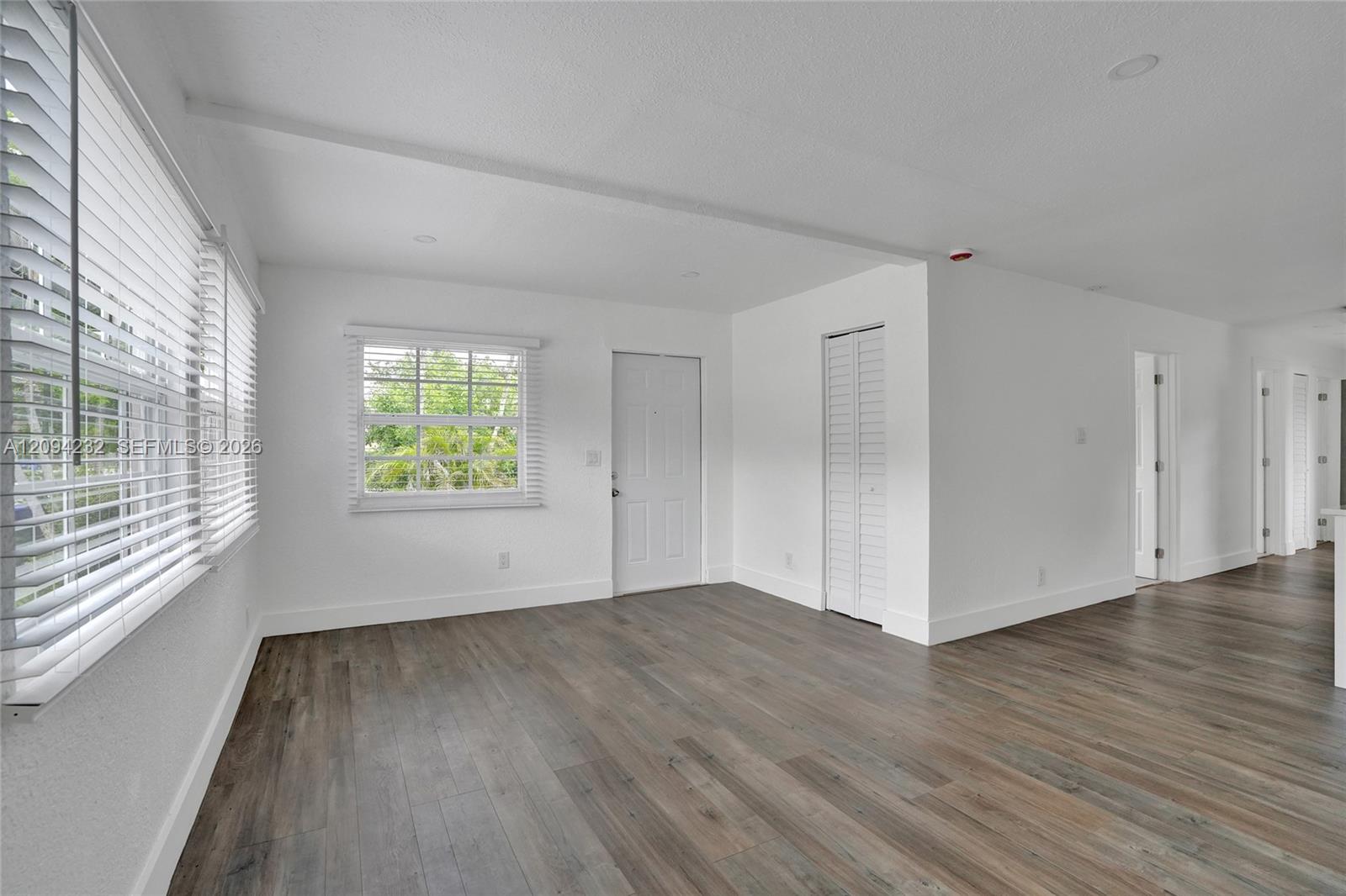 2910 NW 25th Street gallery image #8