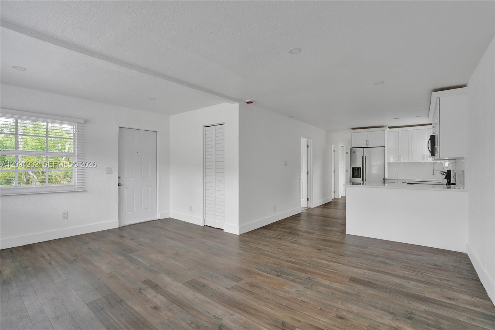 2910 NW 25th Street gallery image #9