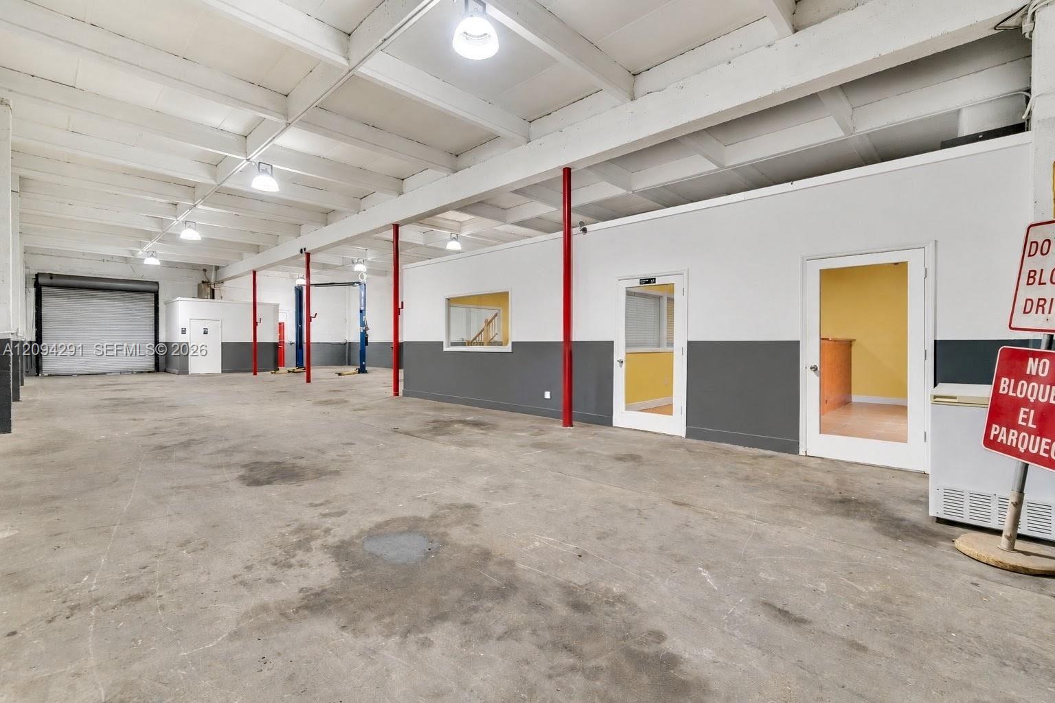 2726 NW 35th Street