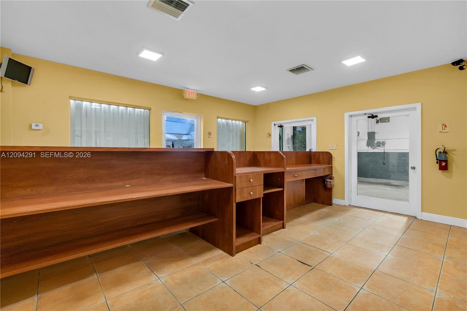 2726 NW 35th Street