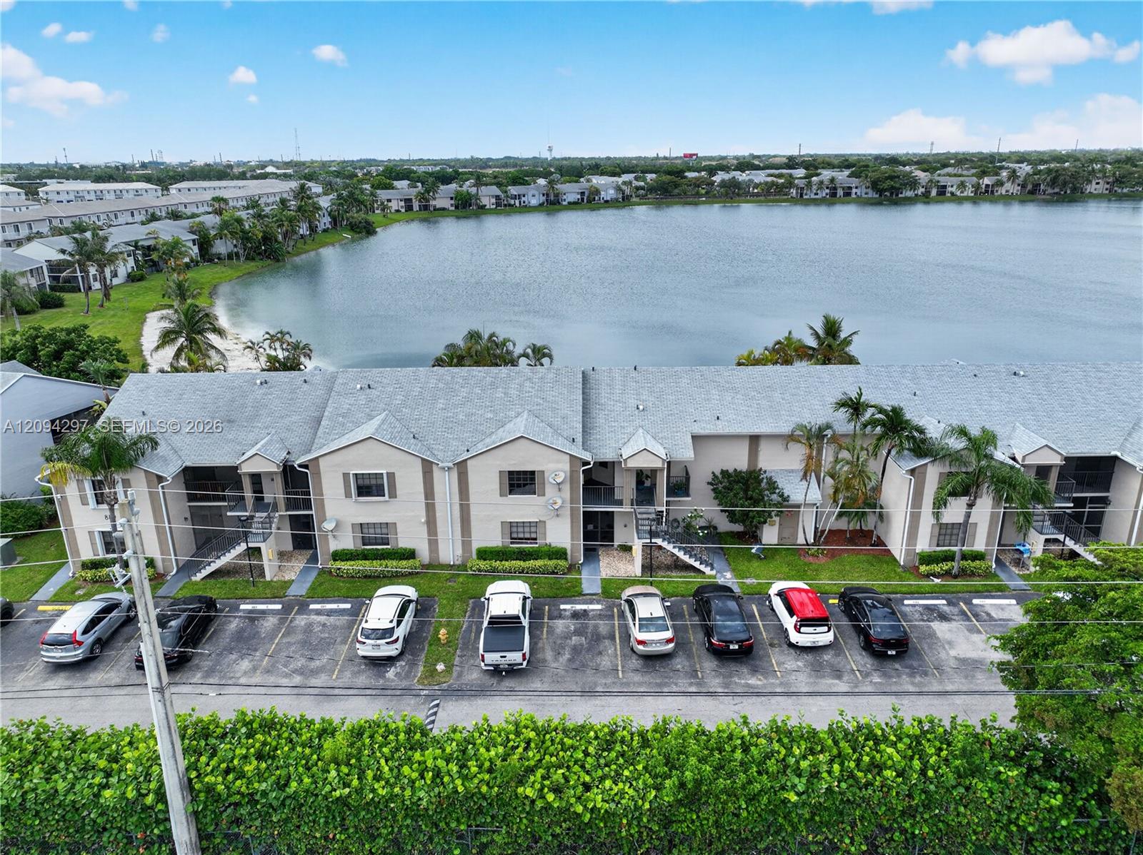 889 Hamilton Drive