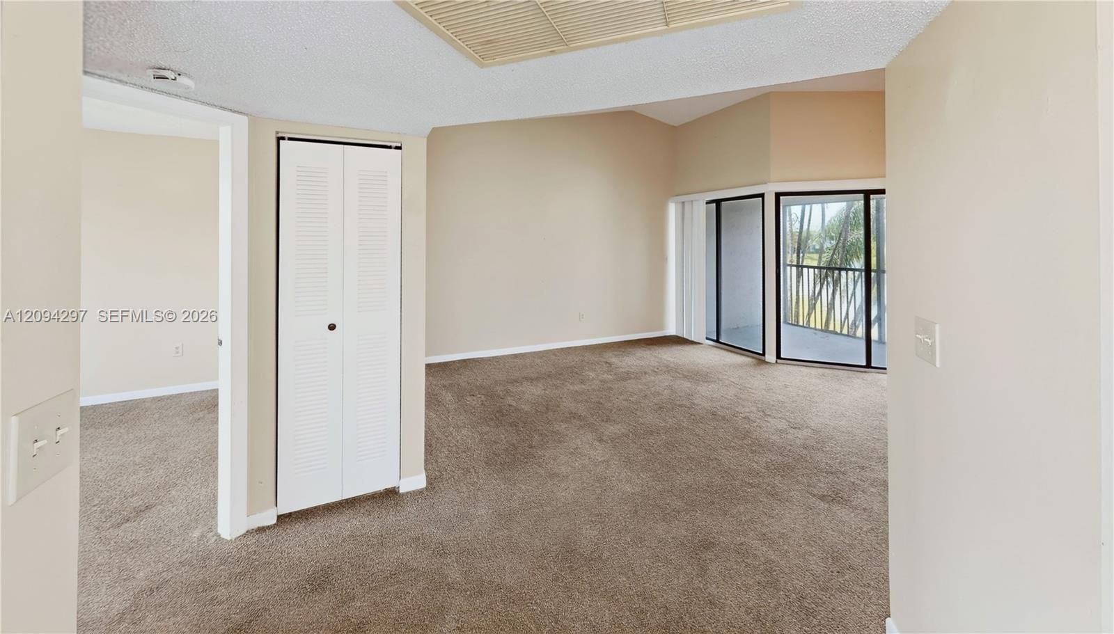 889 Hamilton Drive