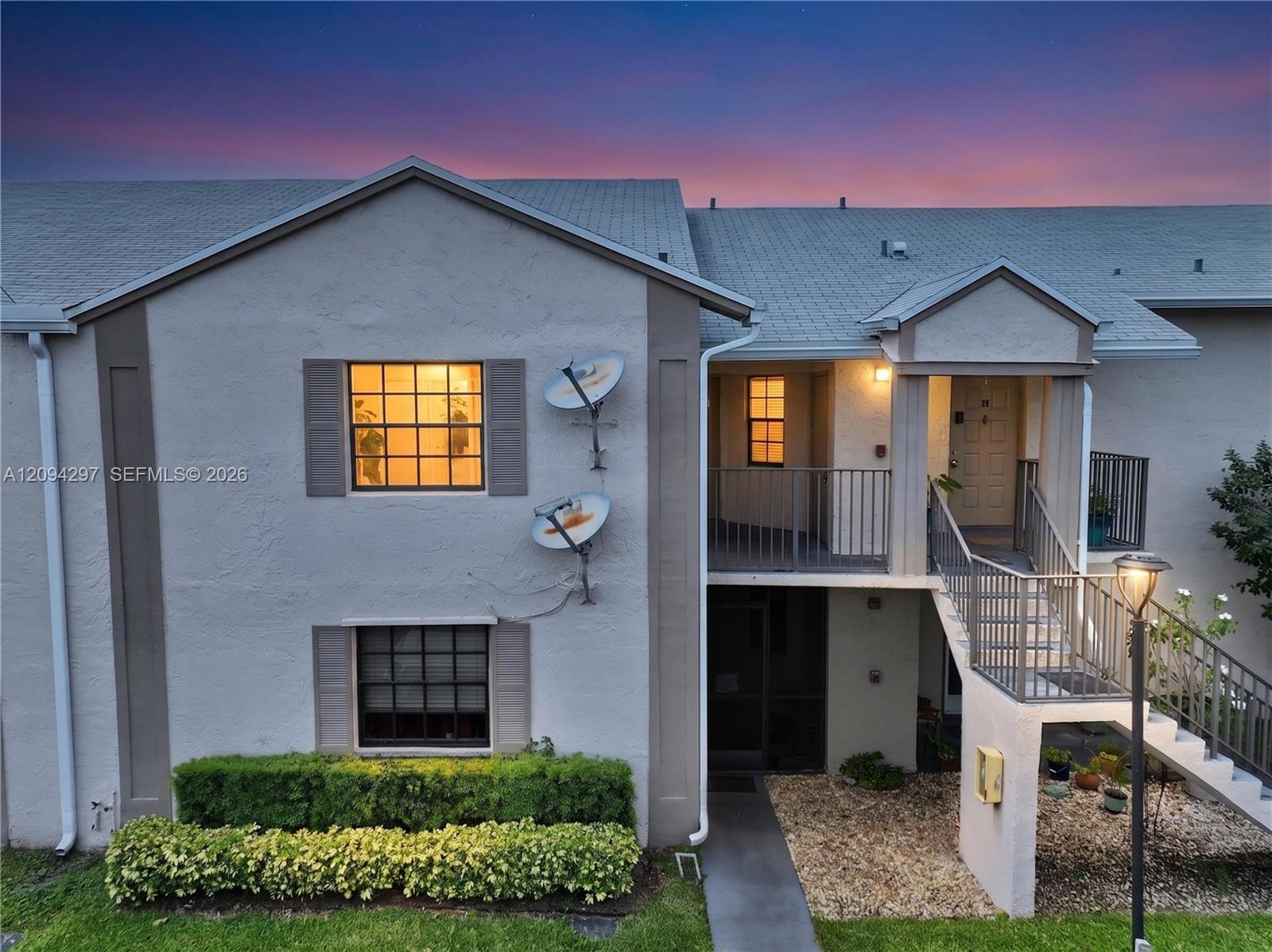 889 Hamilton Drive