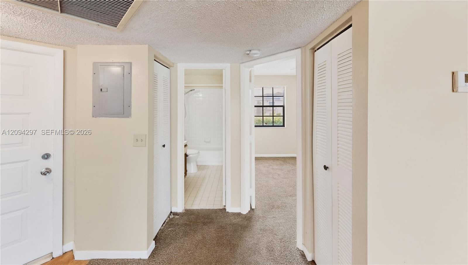 889 Hamilton Drive