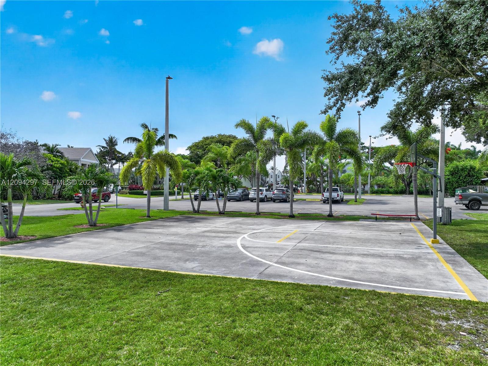 889 Hamilton Drive