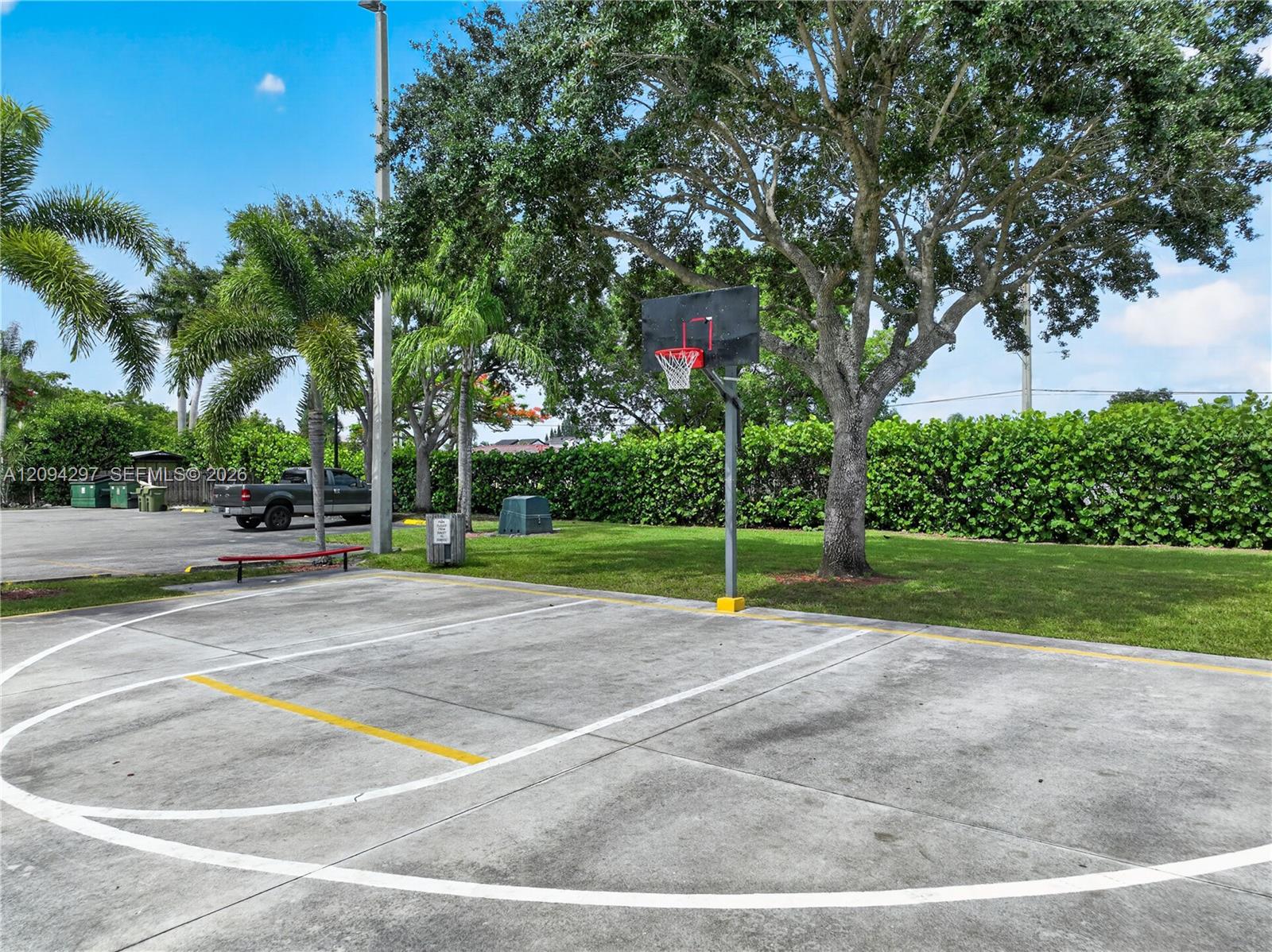 889 Hamilton Drive