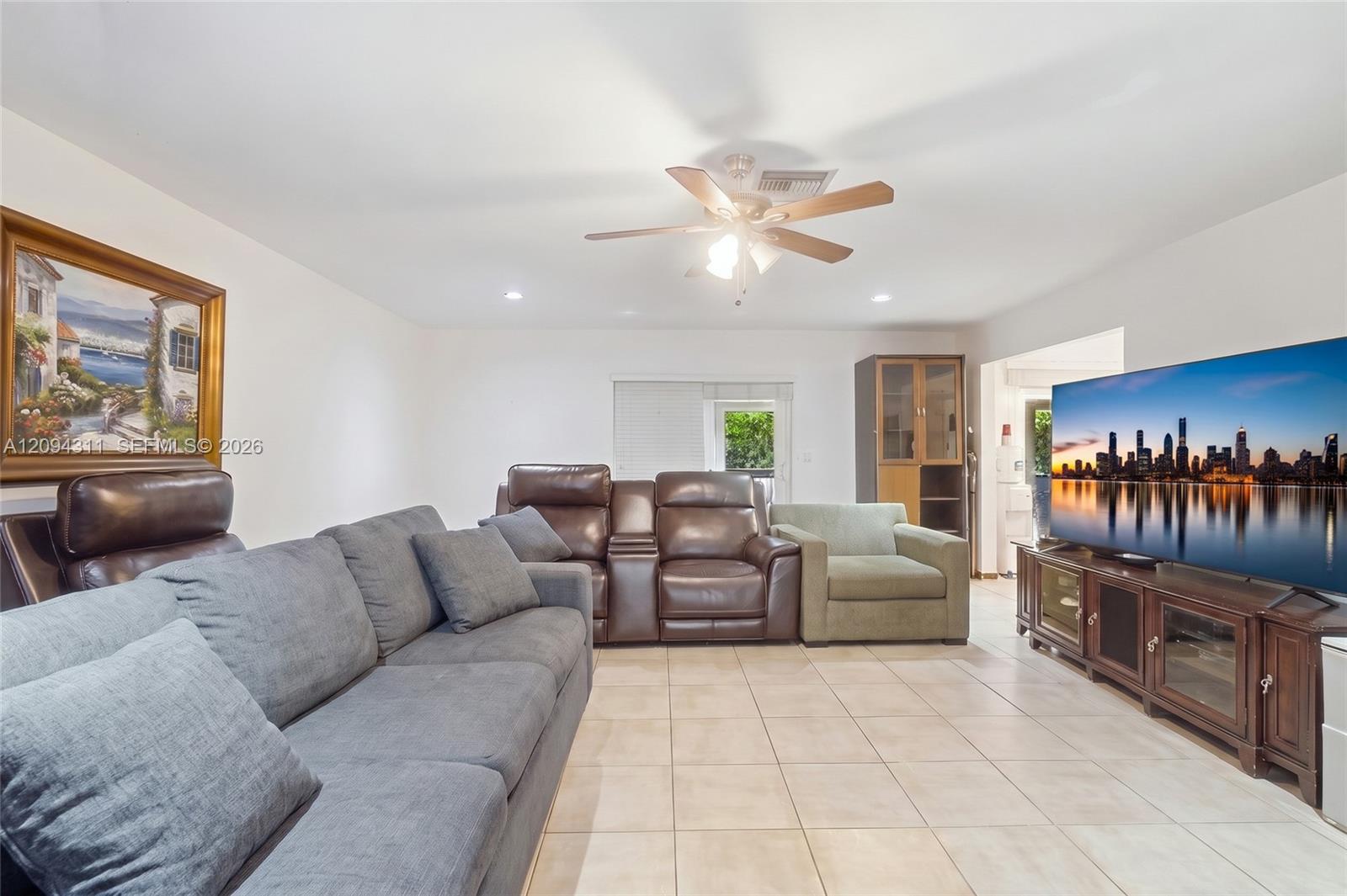 19901 Highland Lakes Boulevard