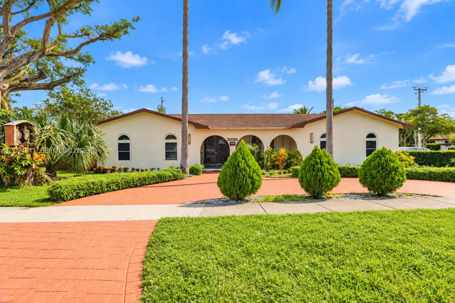 19901 Highland Lakes Boulevard
