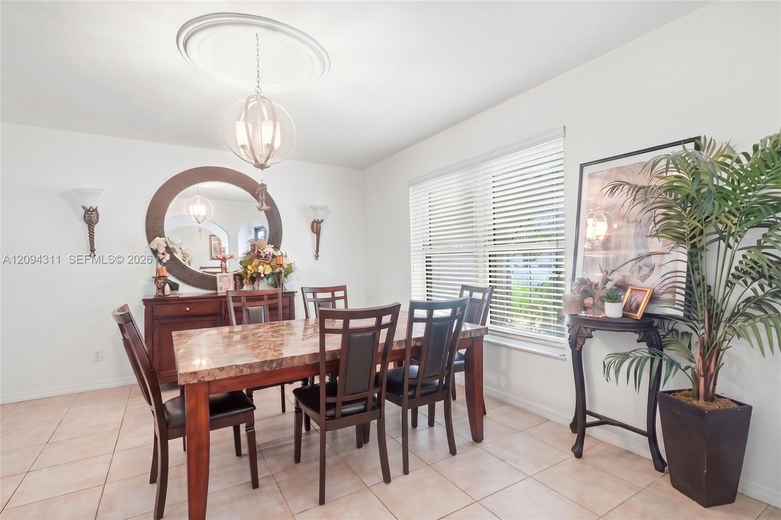 19901 Highland Lakes Boulevard