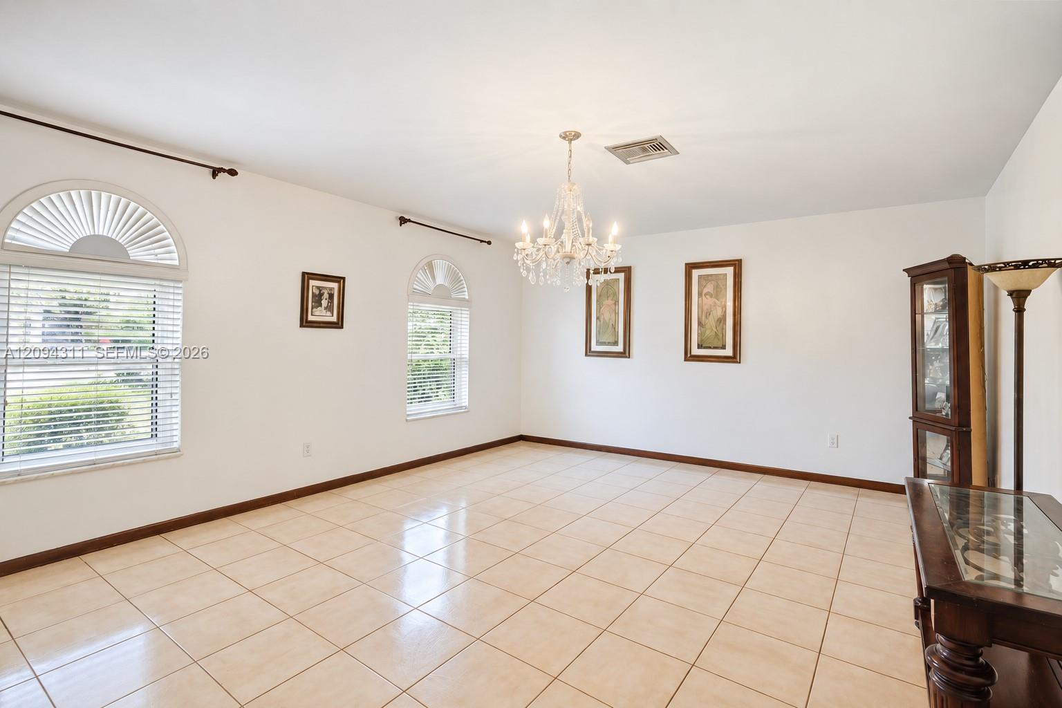 19901 Highland Lakes Boulevard