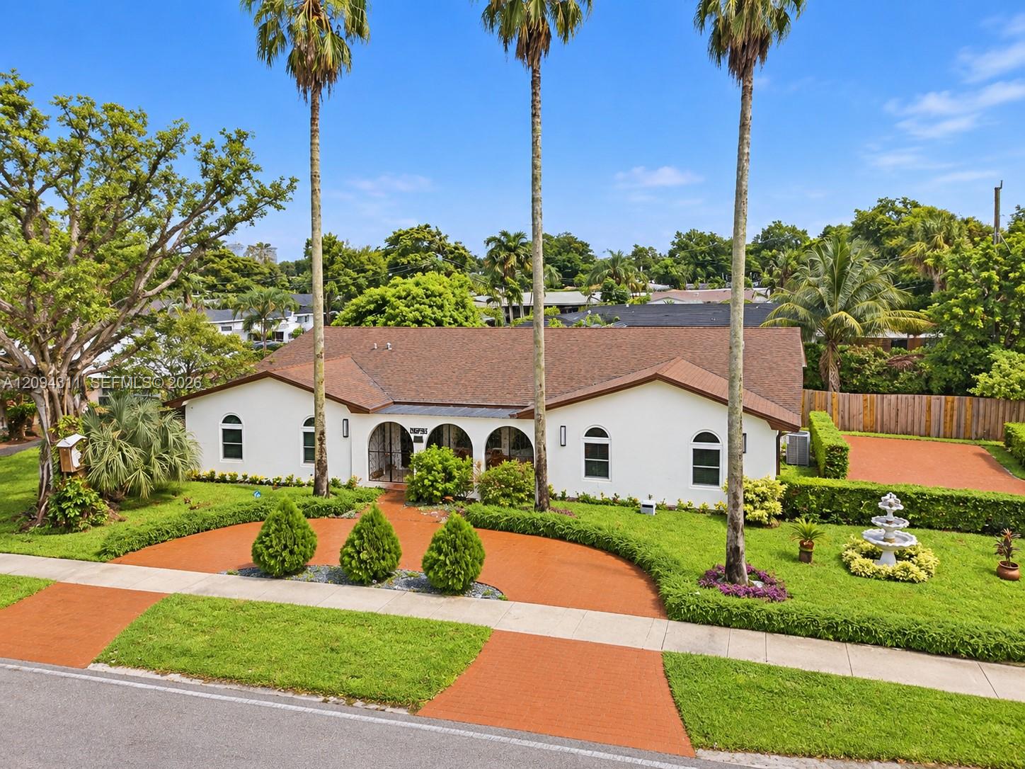 19901 Highland Lakes Boulevard