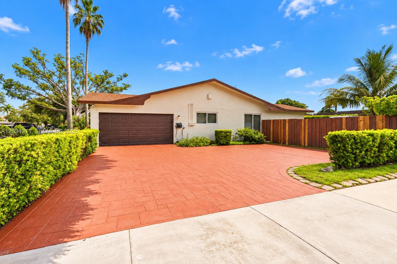 19901 Highland Lakes Boulevard