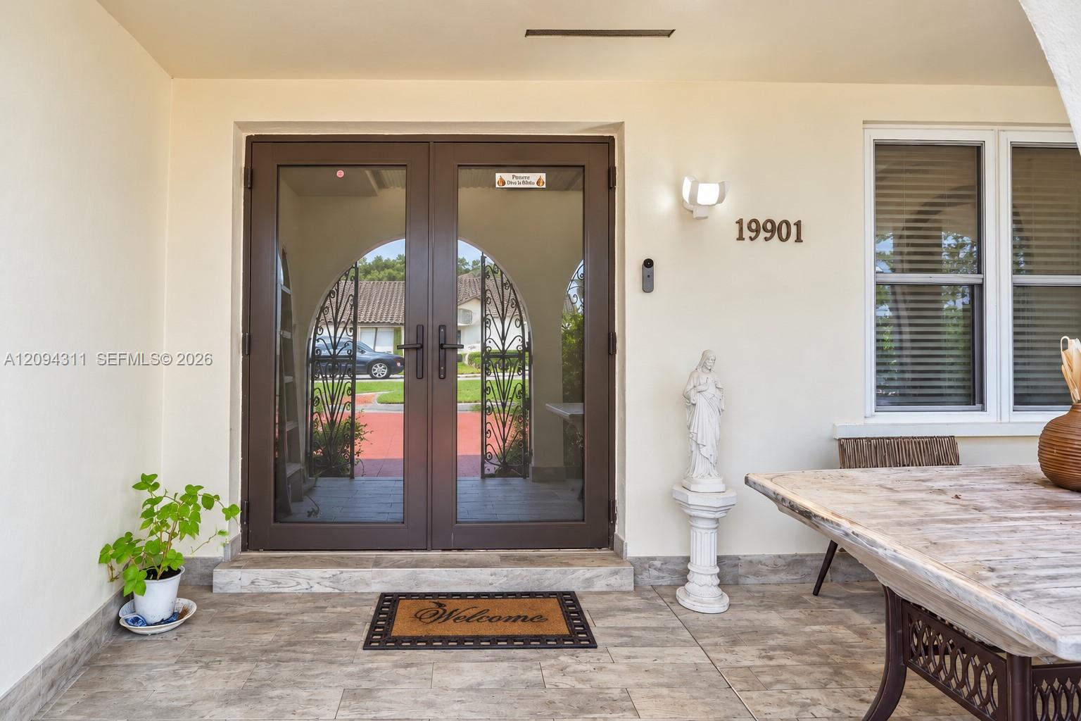 19901 Highland Lakes Boulevard