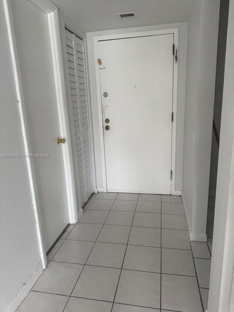 484 NW 165th St Road