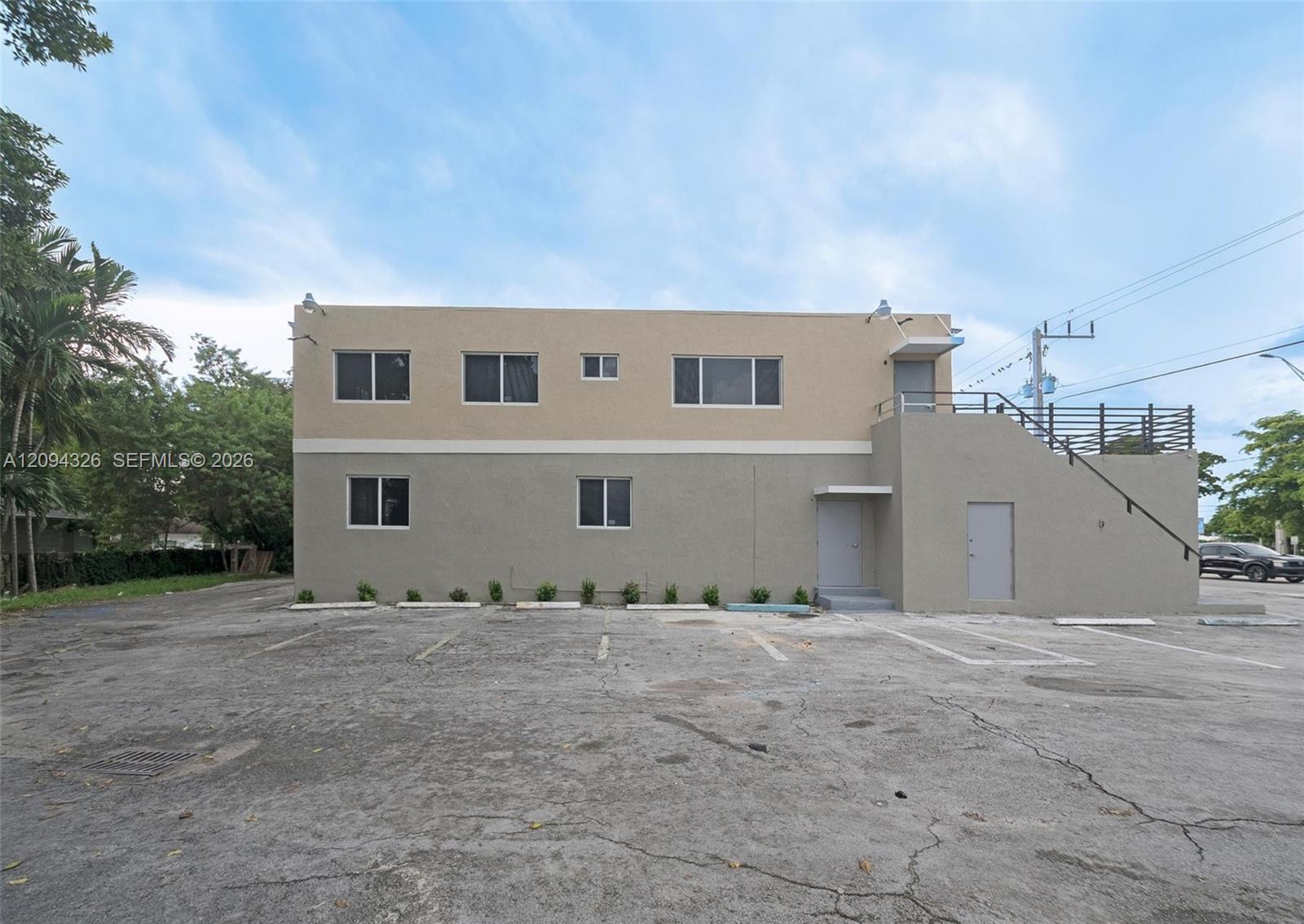 11911 W Dixie Highway