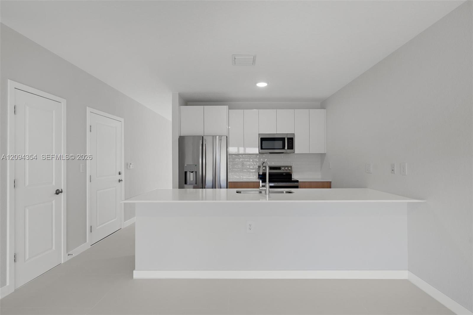 13648 SW 272