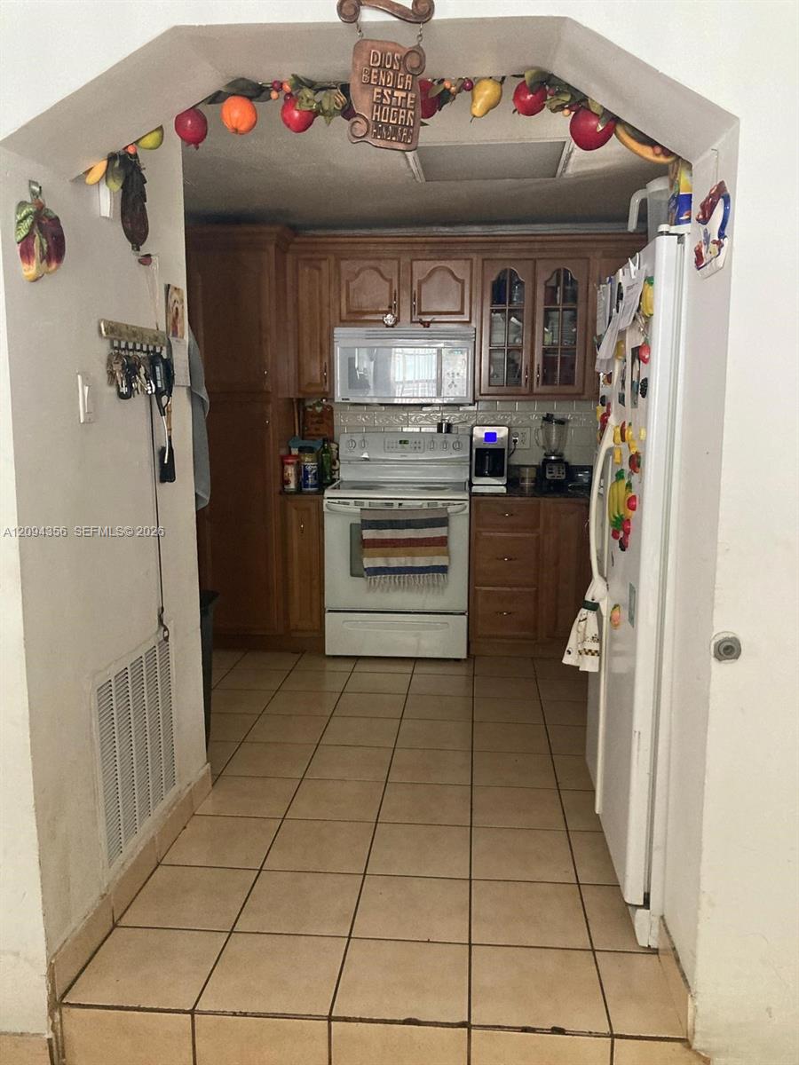 580 NW 136th Street