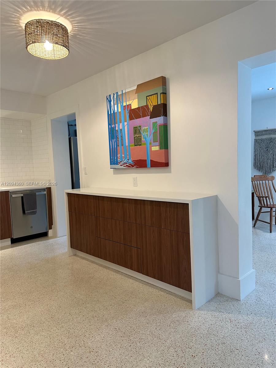 1351 SW 32nd Street gallery image #28