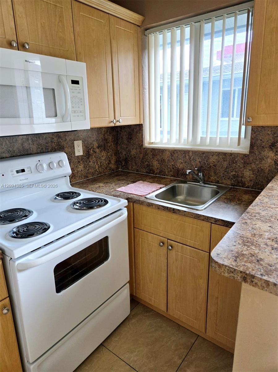 354 W 19th Street