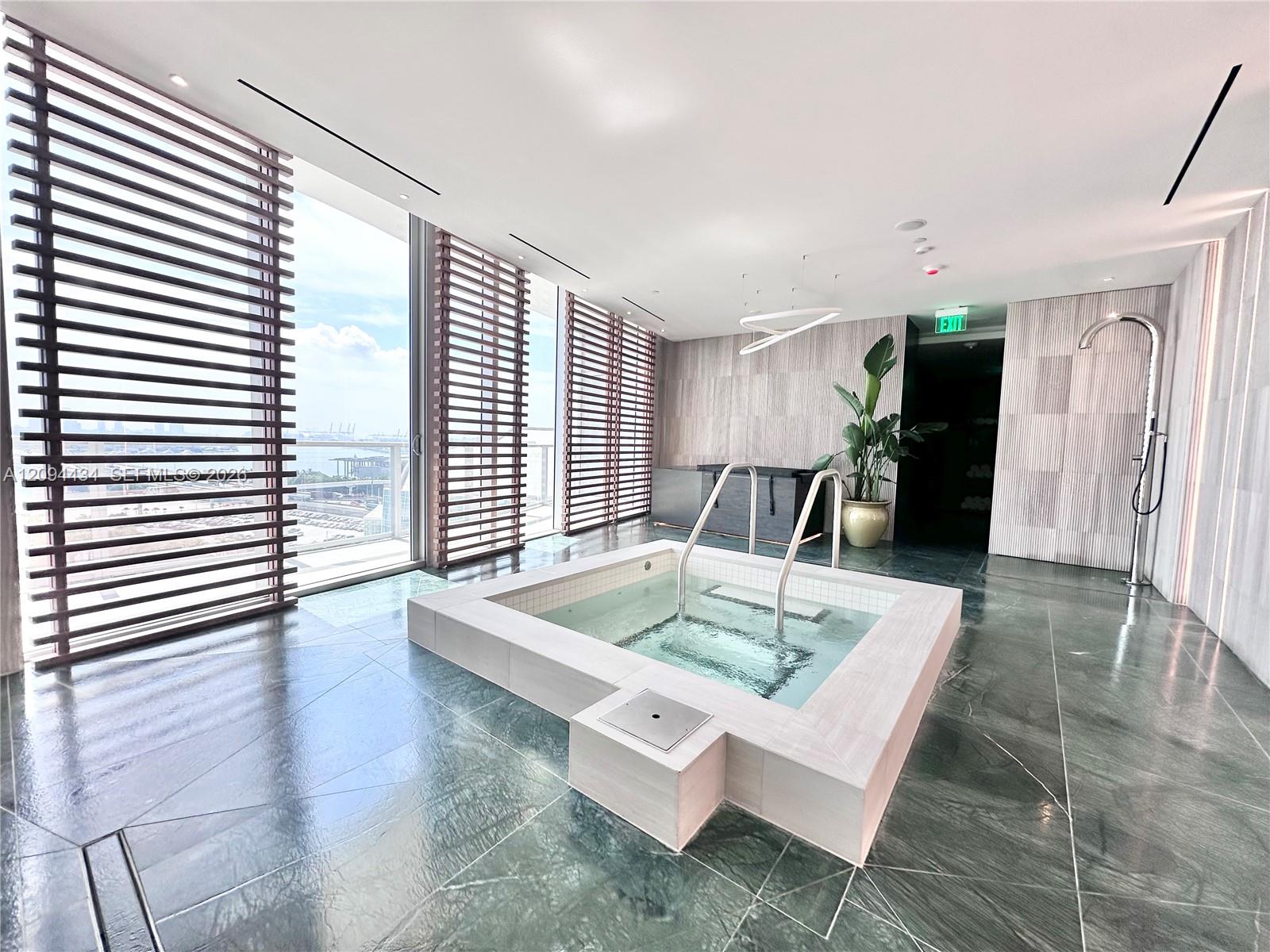 1400 Biscayne Boulevard gallery image #20