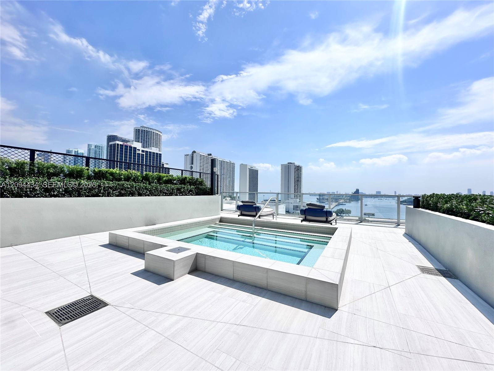 1400 Biscayne Boulevard gallery image #25
