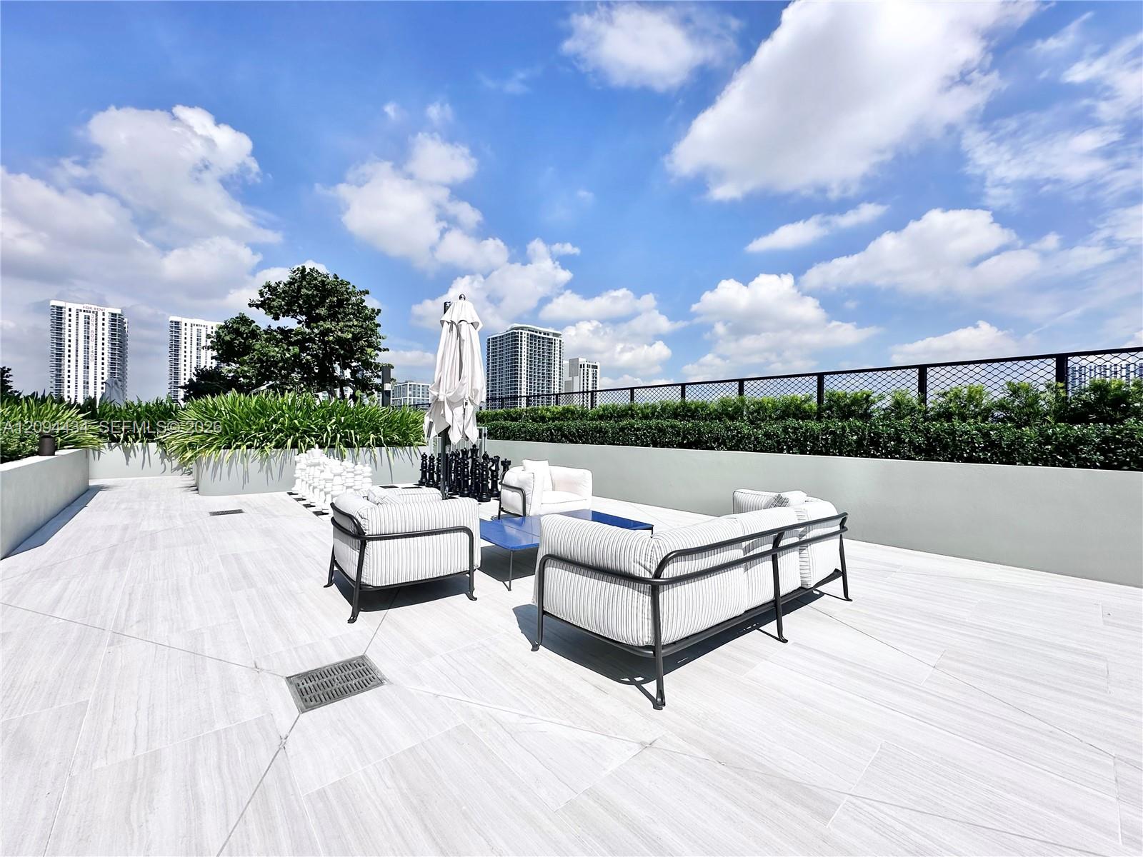 1400 Biscayne Boulevard gallery image #26