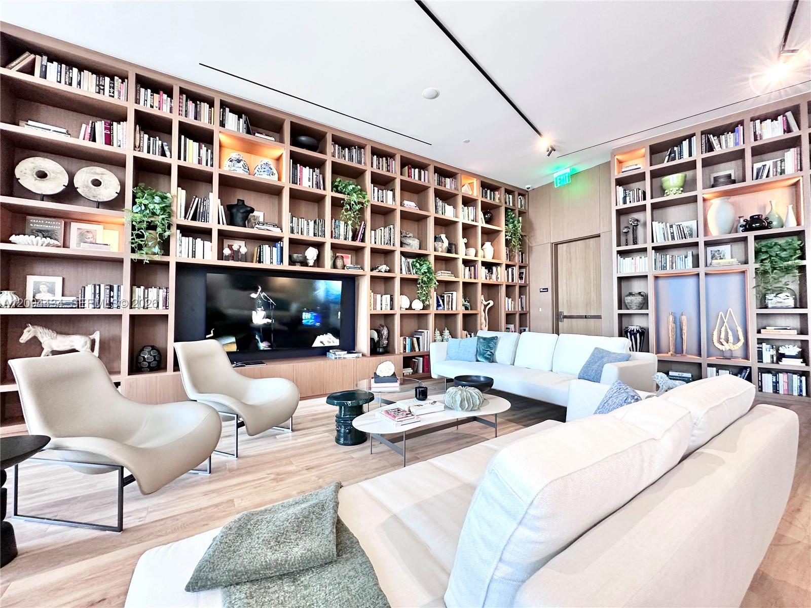 1400 Biscayne Boulevard gallery image #29