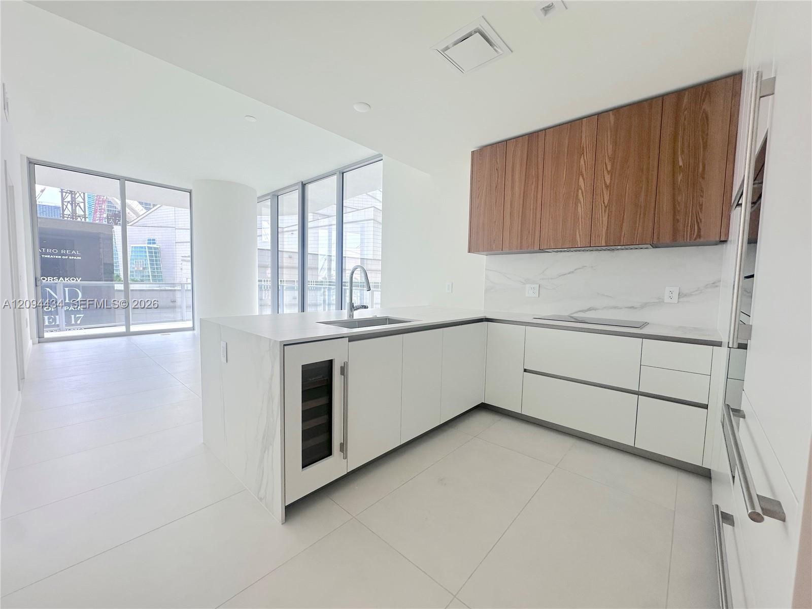 1400 Biscayne Boulevard gallery image #3