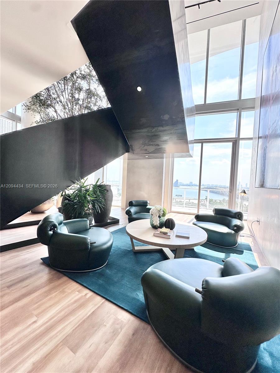 1400 Biscayne Boulevard gallery image #30