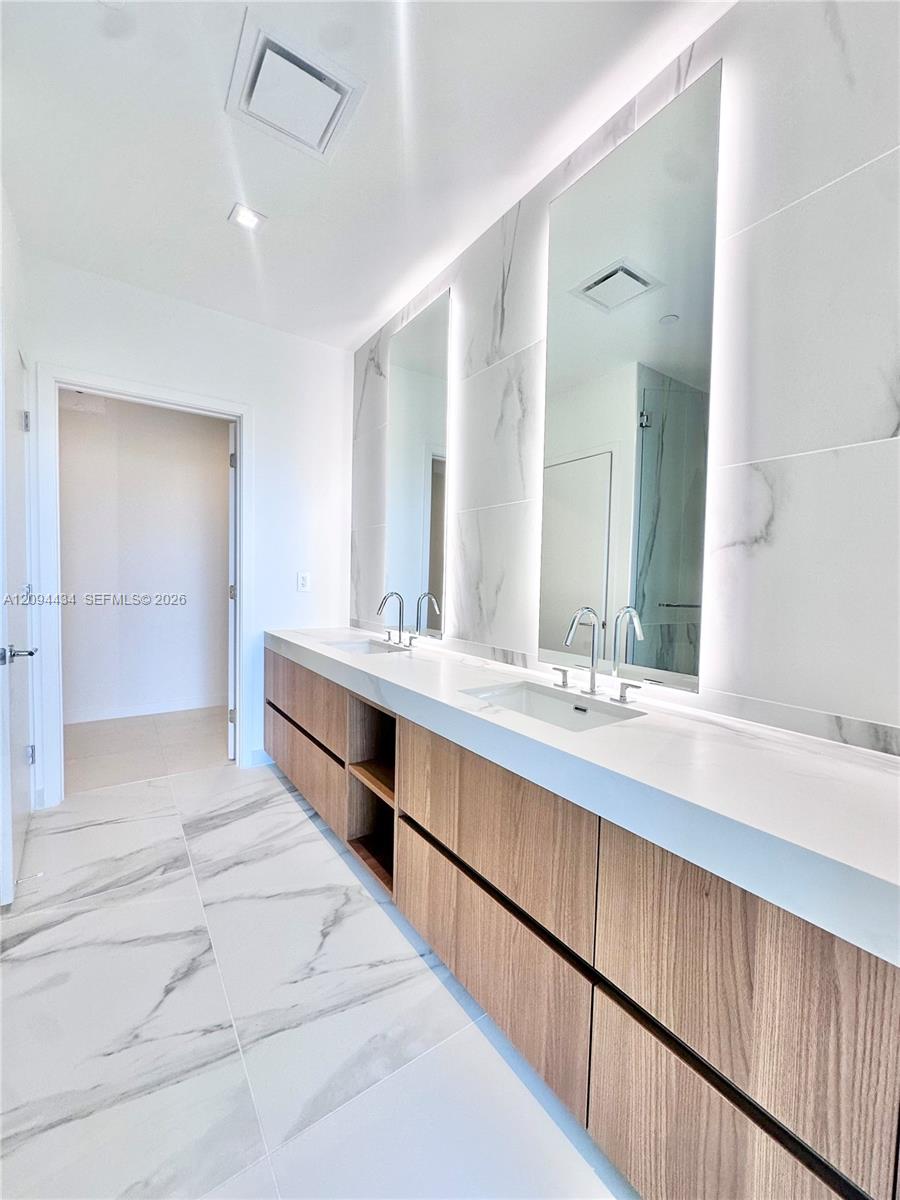 1400 Biscayne Boulevard gallery image #8