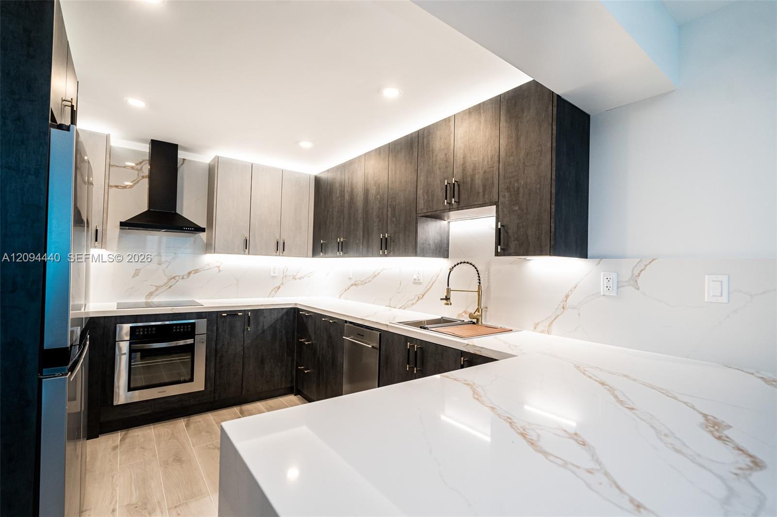 18081 Biscayne Boulevard