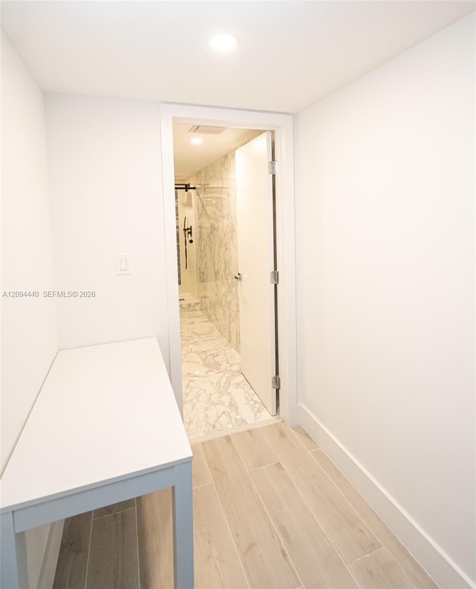18081 Biscayne Boulevard