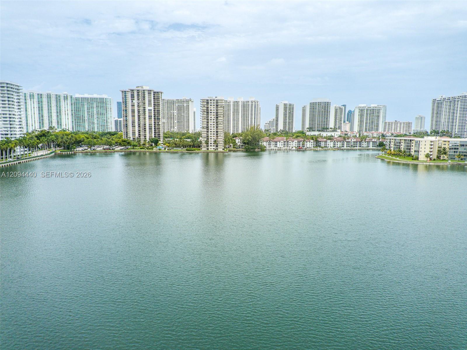 18081 Biscayne Boulevard