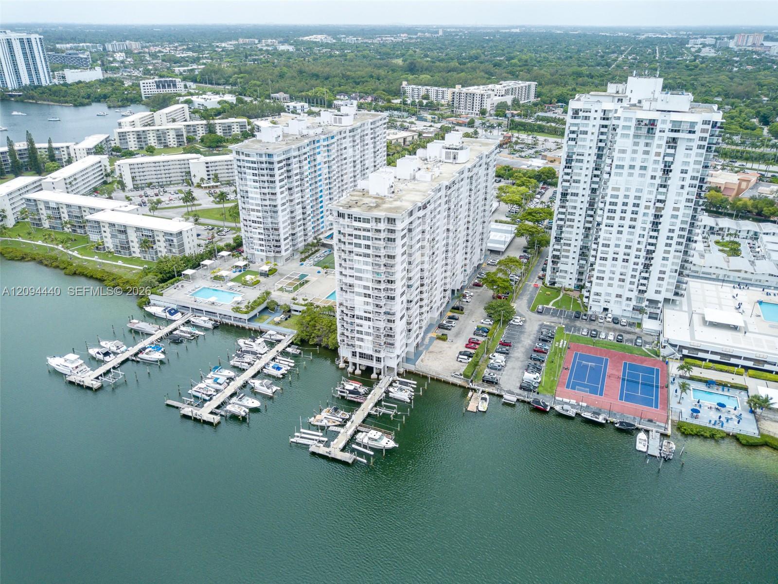 18081 Biscayne Boulevard