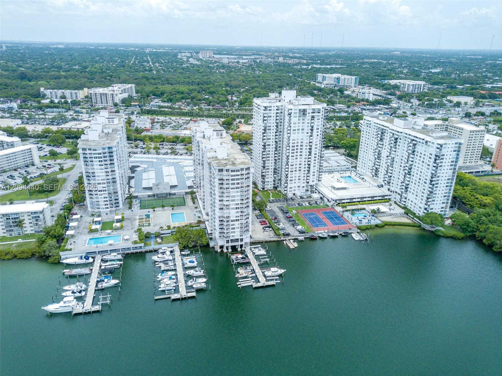 18081 Biscayne Boulevard