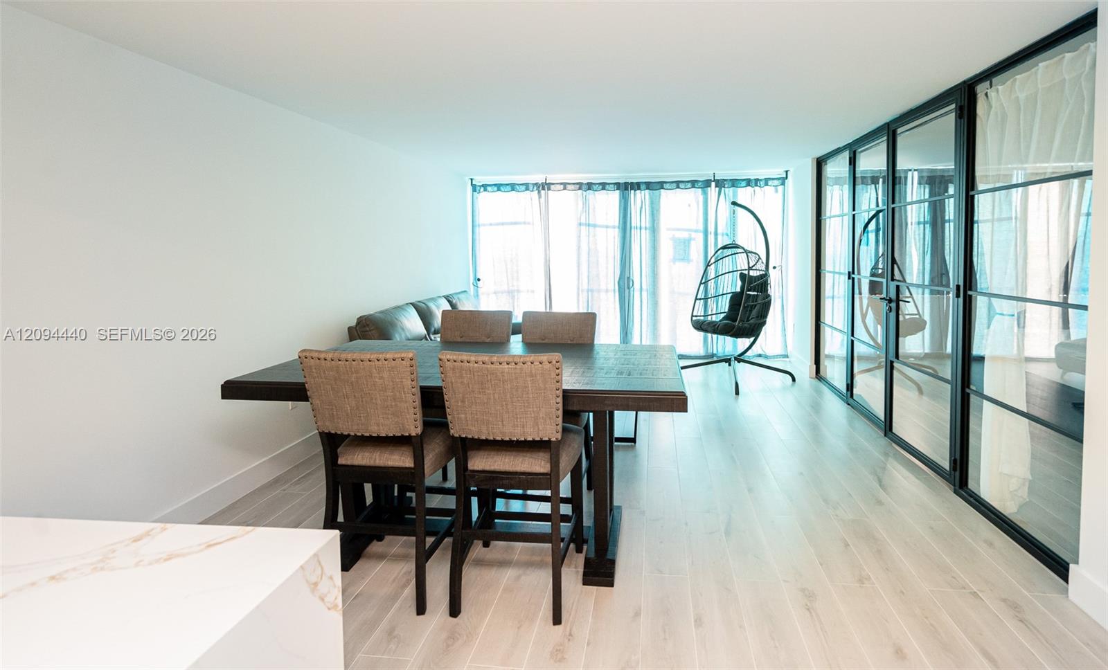 18081 Biscayne Boulevard