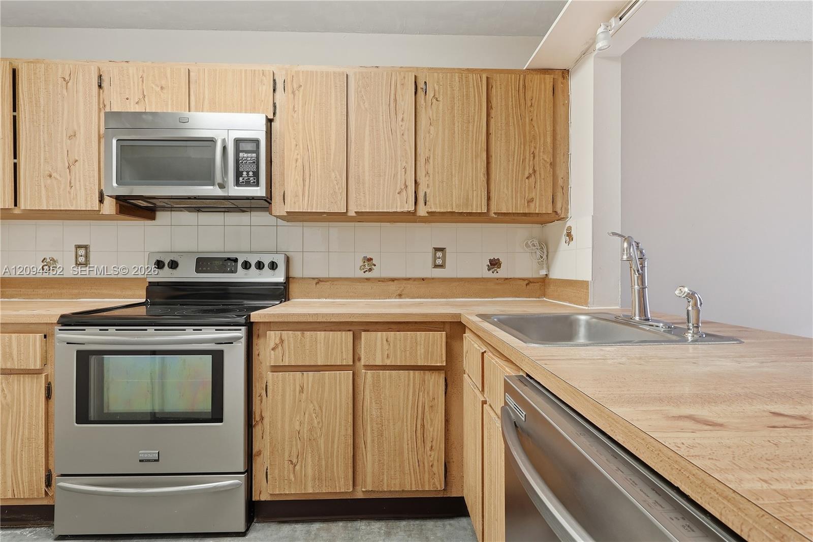 2655 W 67th Place